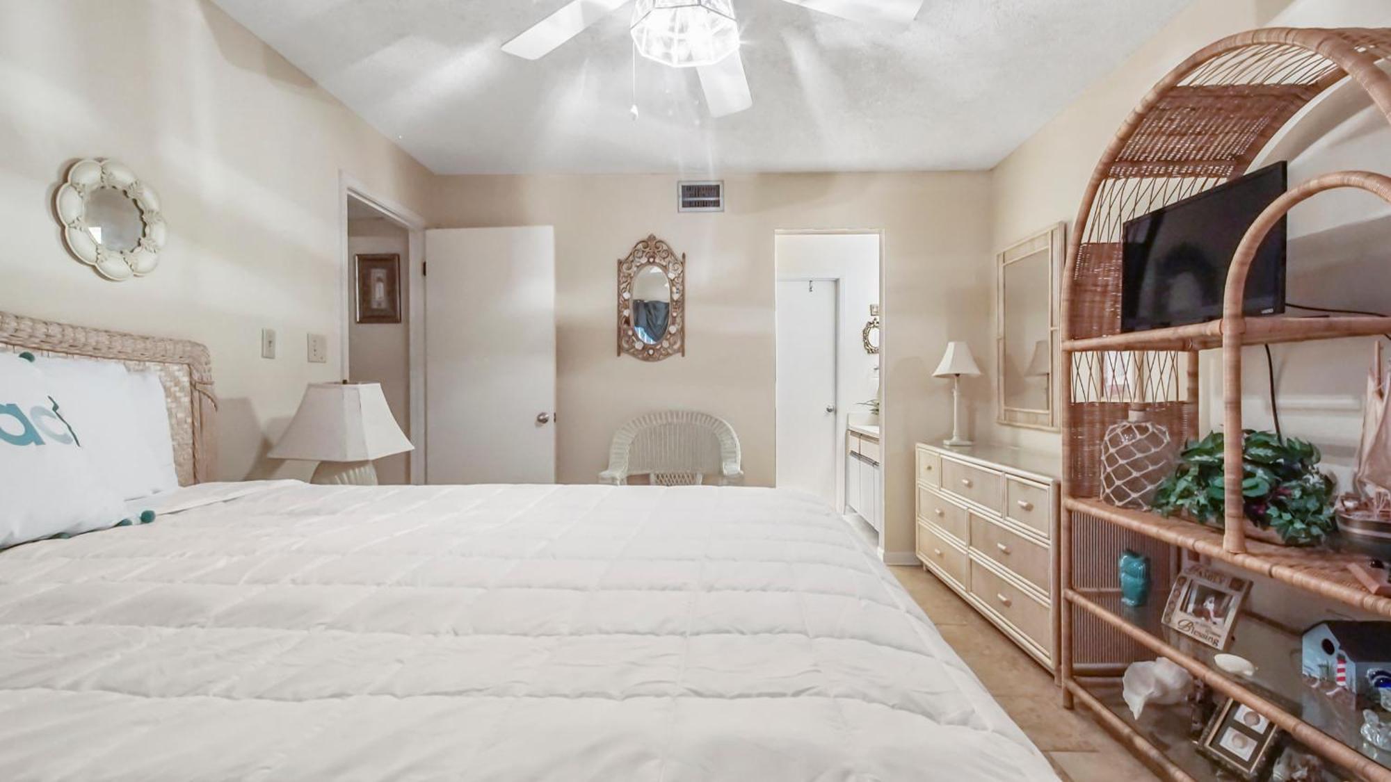 Aquavista Beach Resort By Sand Seeker Vacations Panama City Beach Room photo