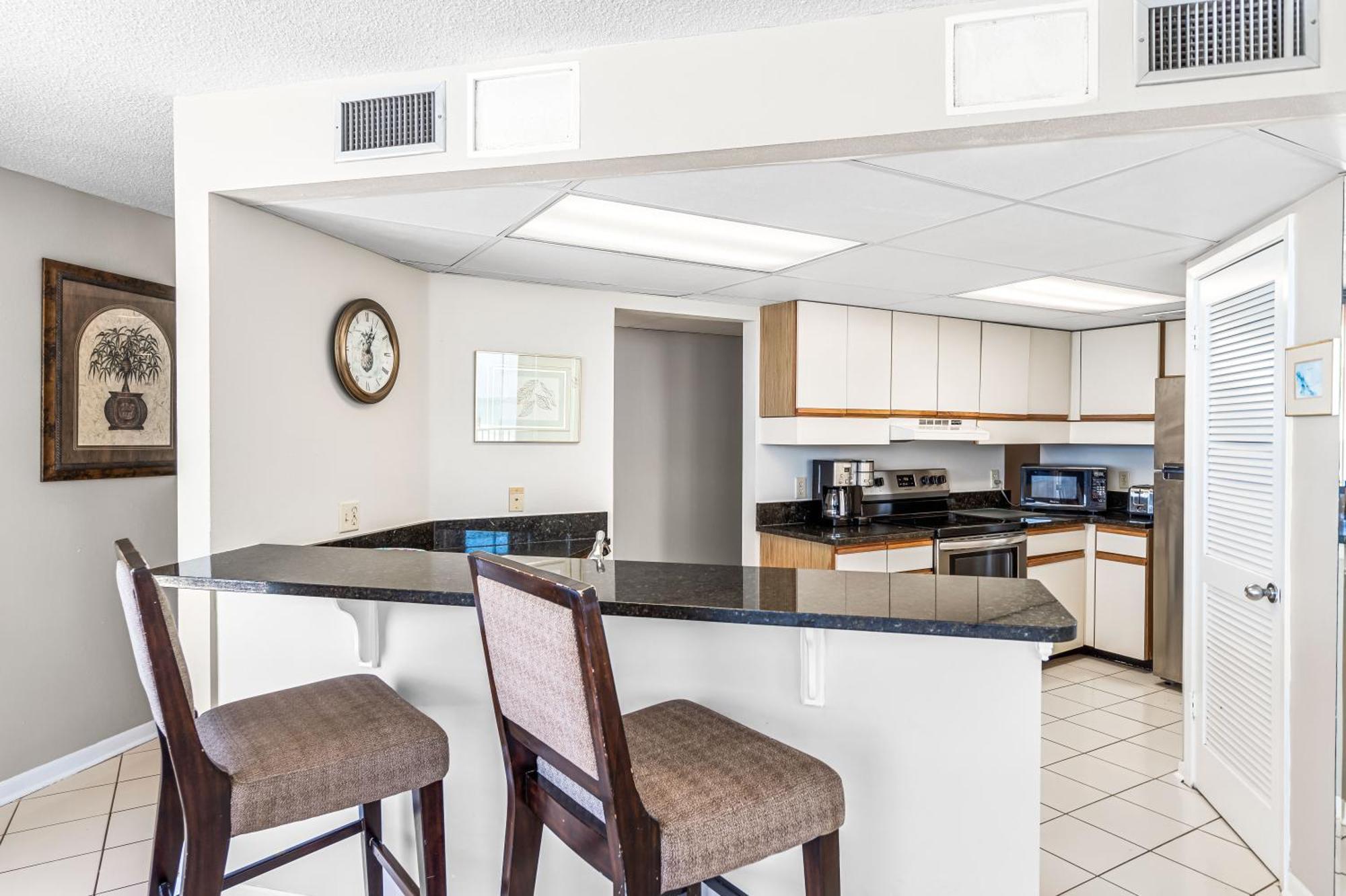 Aquavista Beach Resort By Sand Seeker Vacations Panama City Beach Room photo
