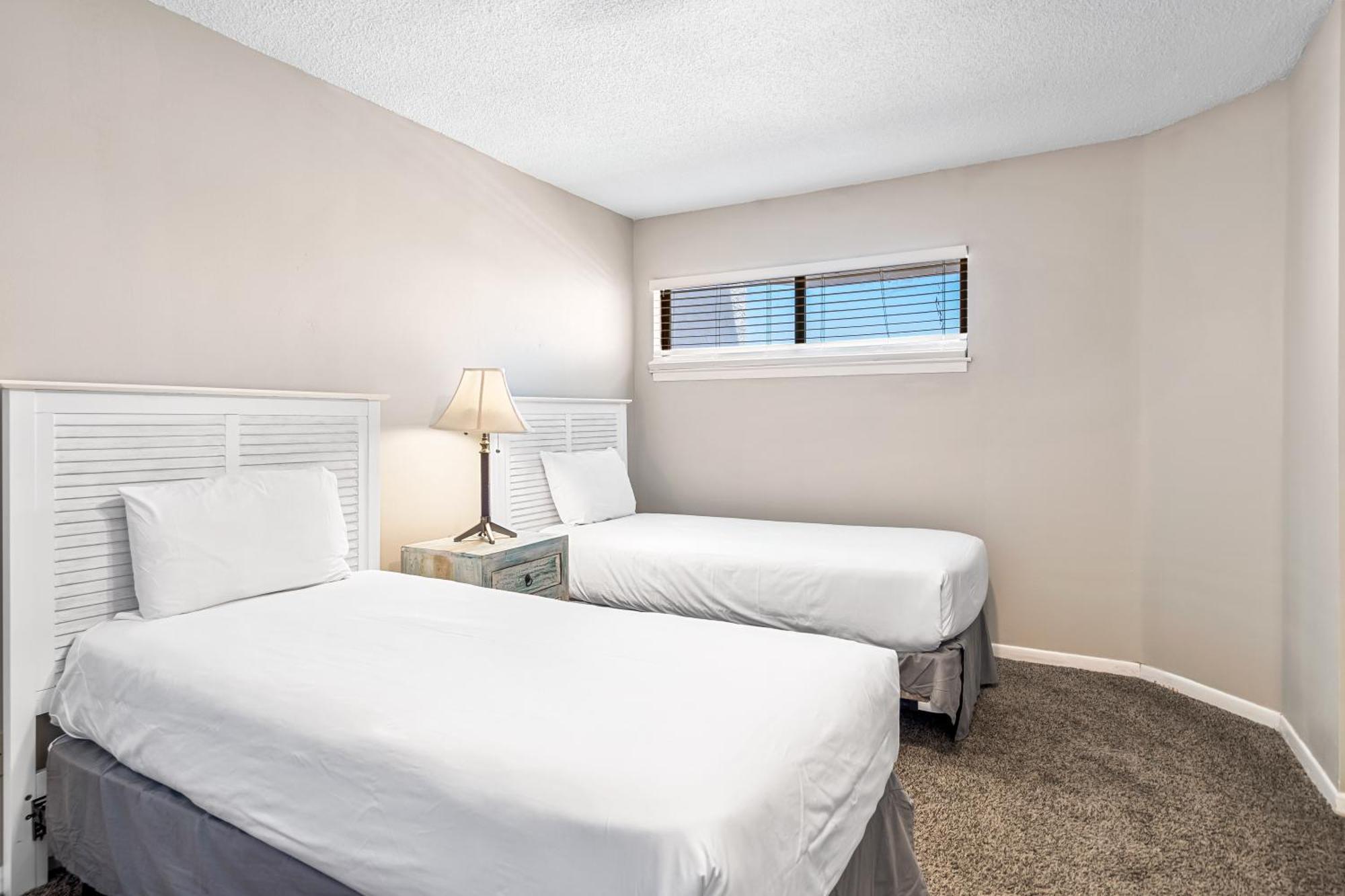 Aquavista Beach Resort By Sand Seeker Vacations Panama City Beach Room photo