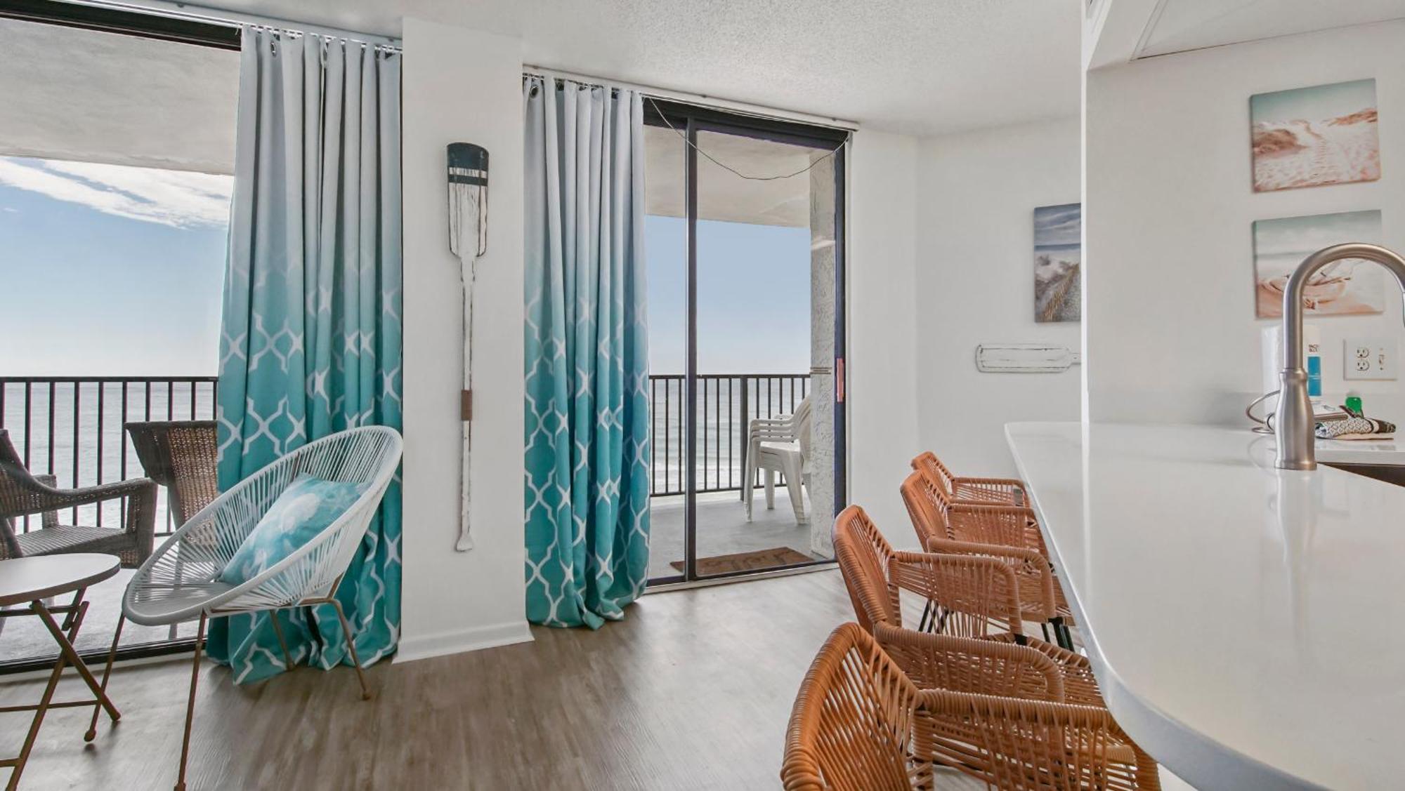 Aquavista Beach Resort By Sand Seeker Vacations Panama City Beach Room photo